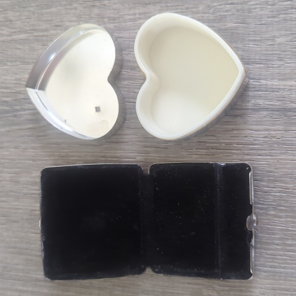 Vintage Silver Trinket Boxes - Set of 2 - Picture 2 of 12